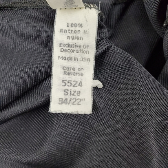 Vintage EUC Made in USA black slip size 34/22" - Picture 6 of 9